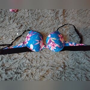 PINK Victoria's Secret Blue and Pink Bra